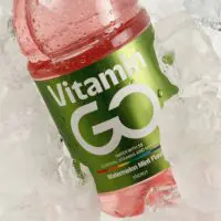 Освежающий напиток Vitamingo, витаминизированные напитки, лесные ягоды, клубника/киви, арбуз/мята — изображение 5