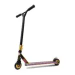 В золотом/фиолетовом цвете