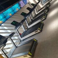 Беговые дорожки DHZ Fitness, профессиональная беговая дорожка Беговая дорожка X8300/Беговая дорожка для фитнеса/Беговая дорожка/Беговые дорожки для фитнеса/Электрическая беговая дорожка/Домашняя беговая дорожка/Многофункциональная беговая дорожка DHZ Fitness, Кардиотренировки в спортзале — изображение 5